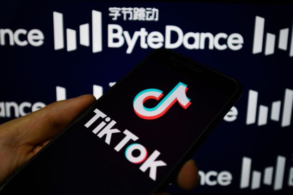 Trump dice que la fecha límite para la venta de TikTok no se extenderá