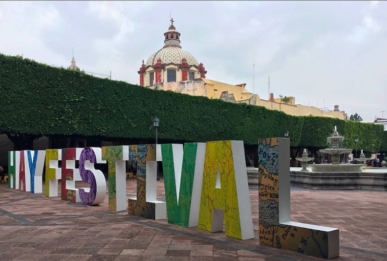 Letrero del Hay Festival en el Estado de Querétaro.