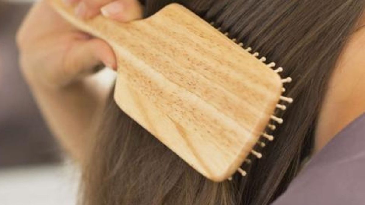 ¿Cómo limpiar los cepillos del pelo? Guía paso a paso