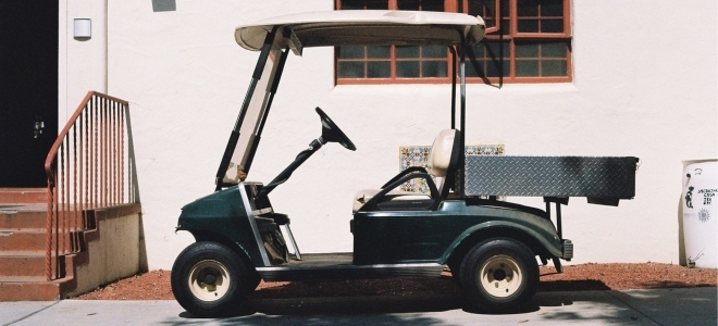 Cómo convertir un carrito de golf de eléctrico a de gas