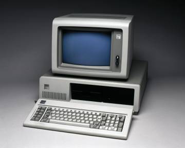 El ordenador personal IBM XC, lanzado en 1983