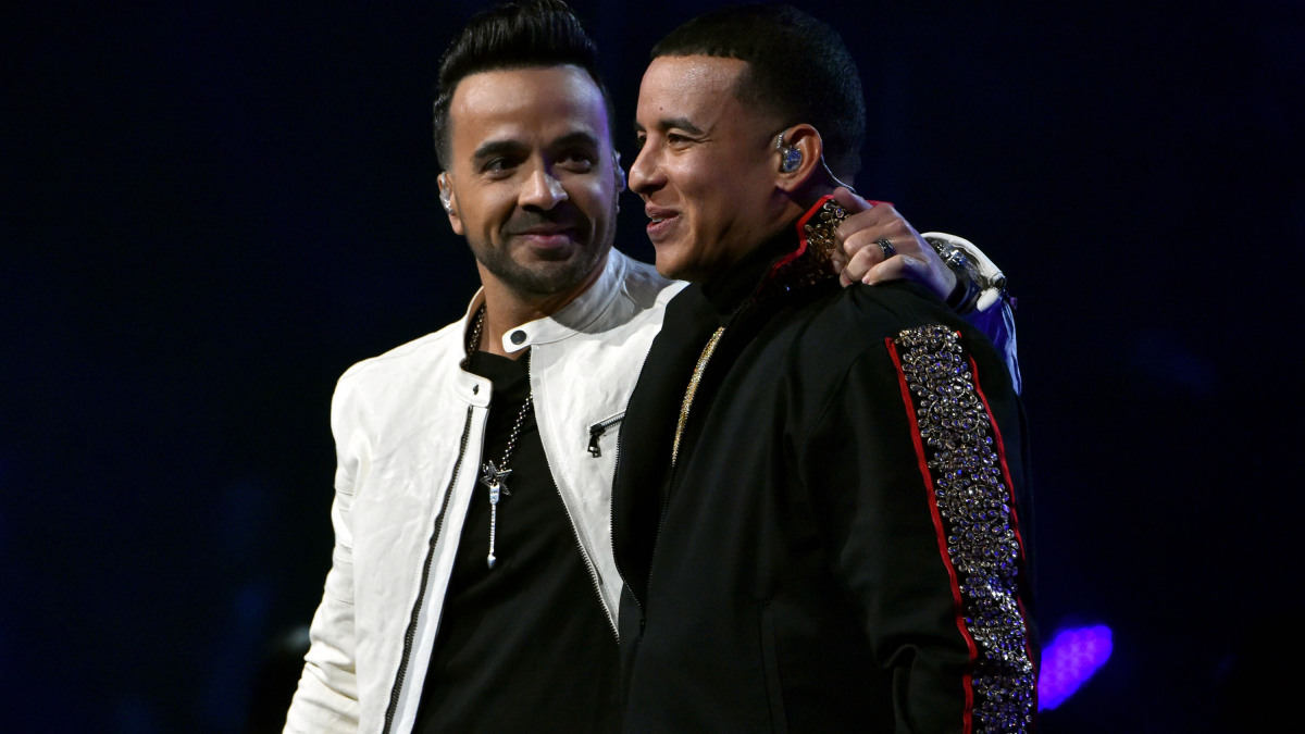Premios Billboard: Luis Fonsi y Daddy Yankee recibirán galardón especial por éxito de “Despacito”