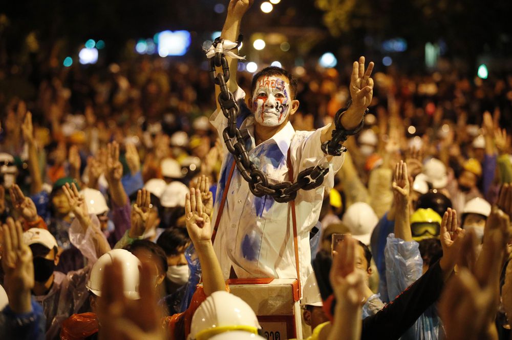 Tailandia deroga el estado de emergencia sin lograr el fin de las protestas prodemocracia