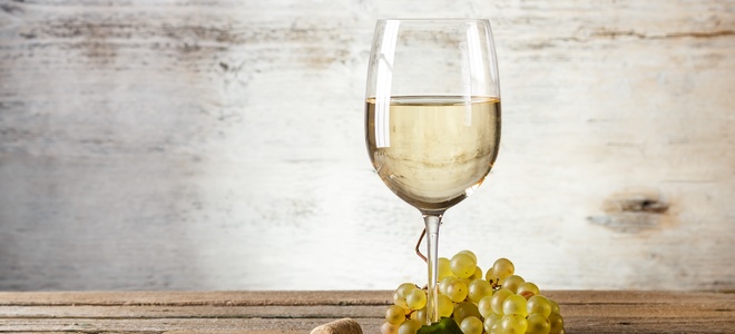 ¿Se mancha el vino blanco?  |  LaNetaNeta.com