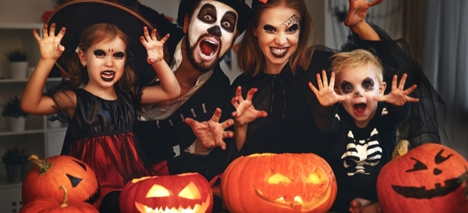 6 formas de celebrar Halloween en casa