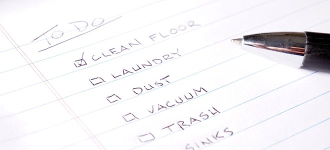 una lista de tareas para la limpieza del hogar