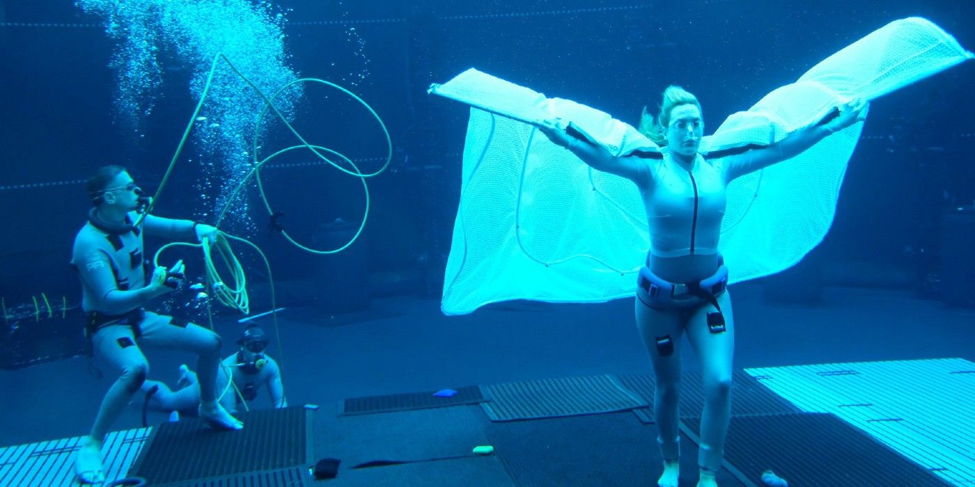 Foto de la película Avatar 2 muestra a Kate Winslet filmando bajo el agua