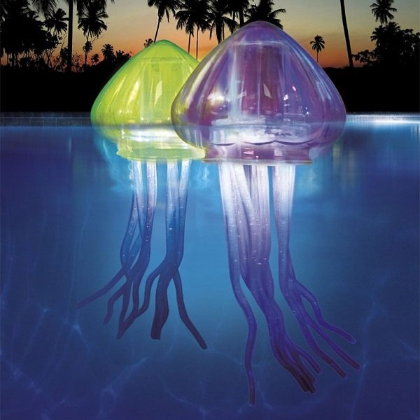 luces de medusas flotantes