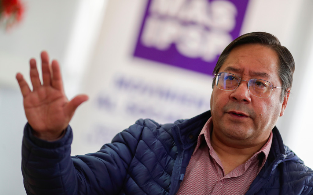 Luis Arce logra 55% de los votos frente a 28,8% de Carlos Mesa en Bolivia