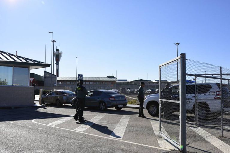 Control de acceso al Centro Penitenciario Madrid VII, en la localidad de Estremera.