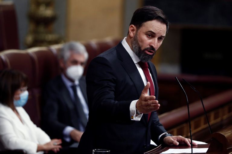 El líder de Vox, Santiago Abascal, durante su intervención en la moción de censura de su partido al Gobierno de coalición en el Congreso de los Diputados este miércoles.