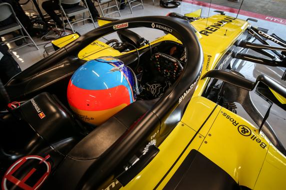 Fernando Alonso, en su test con Renault en el Circuit de Barcelona-Catalunya