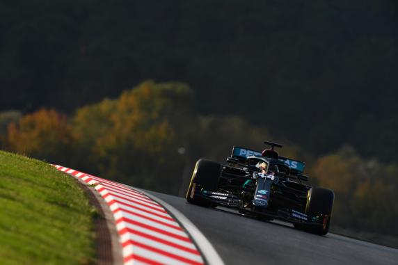 Lewis Hamilton en el circuito de Turquía