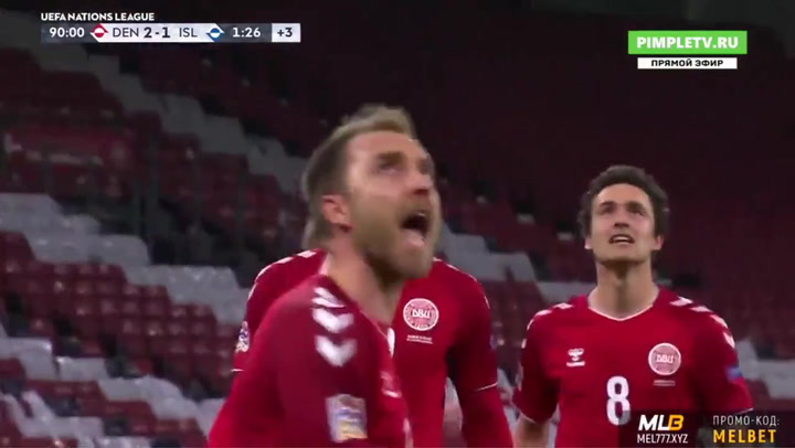 Un gol de penalti de Eriksen en el añadido le da esperanza a Dinamarca