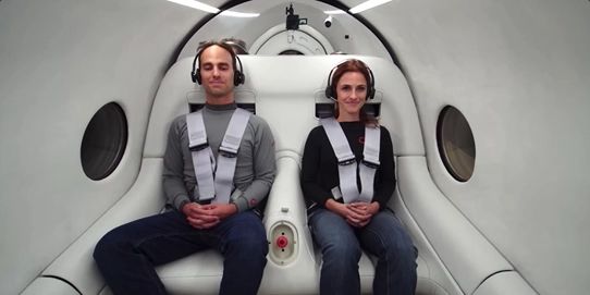 Los seres humanos han realizado su primer viaje dentro de un Hyperloop