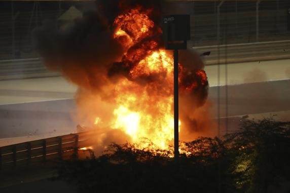 Grosjean escapó del incendio tras 27 segundos en el fuego
