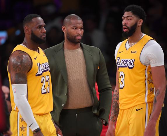 LeBron James y Anthony Davis podrían renunciar a su último año de contrato para facilitar la llegada de Antetokounmpo a los Lakers