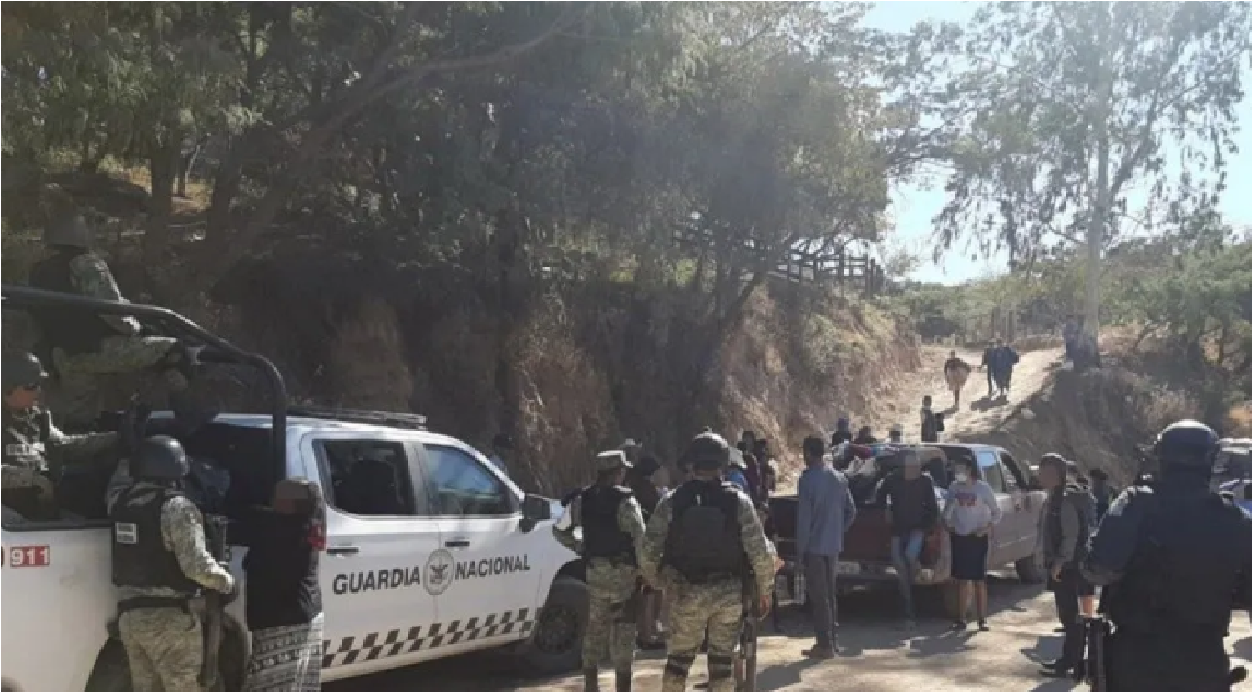 Hombres armados atacan comunidad La Ladrillera, familias salen de sus hogares tras quema de sus casas