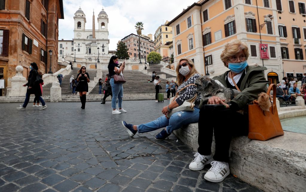 Italia marca nuevo récord con más de 34 mil 500 contagios de Covid-19 en un día