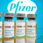 Jefe de Pfizer niega haber retrasado resultados de vacuna para después de elección en EU