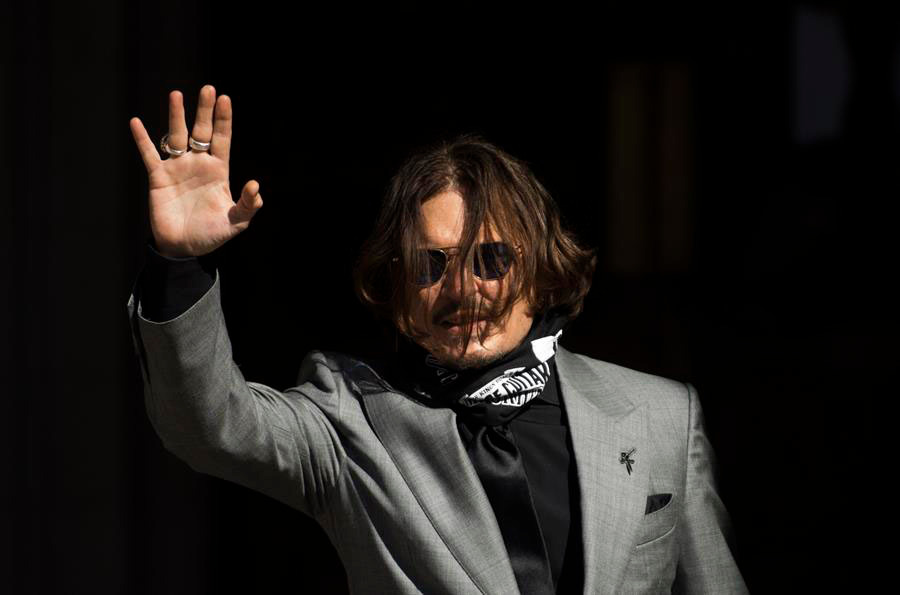 Johnny Depp pierde demanda por difamación que presentó contra tabloide inglés