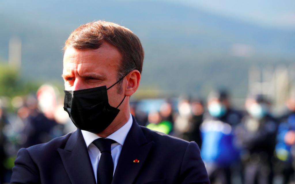 Macron insta a fortalecer controles fronterizos tras ataques terroristas