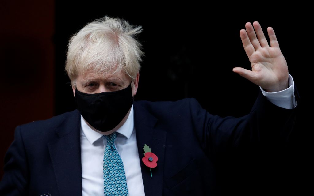 “No hay más alternativa” que un nuevo confinamiento para Reino Unido: Boris Johnson