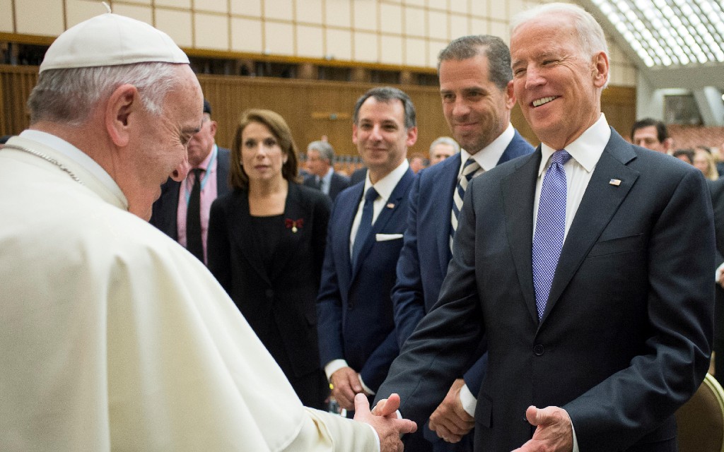 Papa Francisco felicita a Biden y se mete en las tensiones políticas de EU