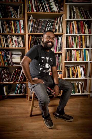 Marcelo D'Salete, autor del cómic 'Angola Janga', en su casa de São Paulo.