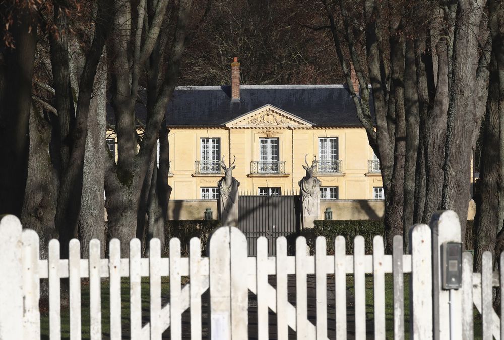 La Lanterne, el refugio de Macron tras dar positivo