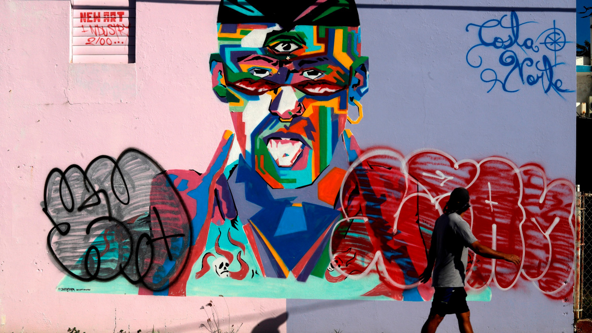 Vandalizan mural dedicado a Bad Bunny en la zona donde se crió el artista boricua