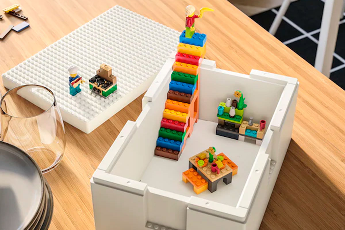 Colección de Lego e Ikea