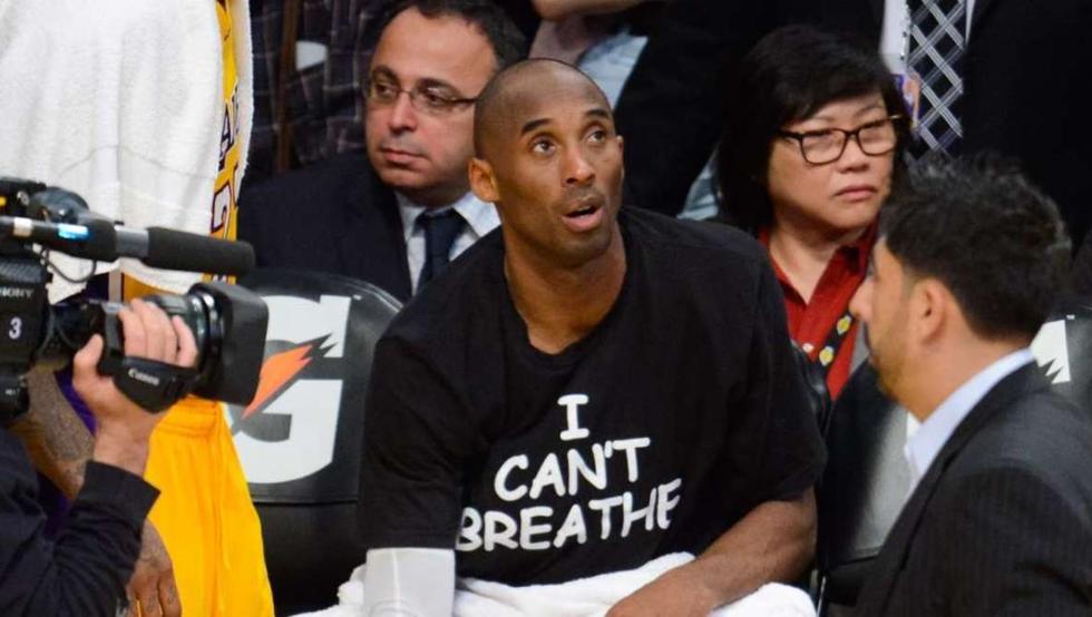 Kobe Bryant con la camiseta del célebre lema ‘I can't breathe’ durante las protestas a raíz de la muerte de Eric Garner a manos de la policia en 2014. La memoria a la leyenda y las reivindicaciones sociales han marcado este complicado 2020 en la NBA.