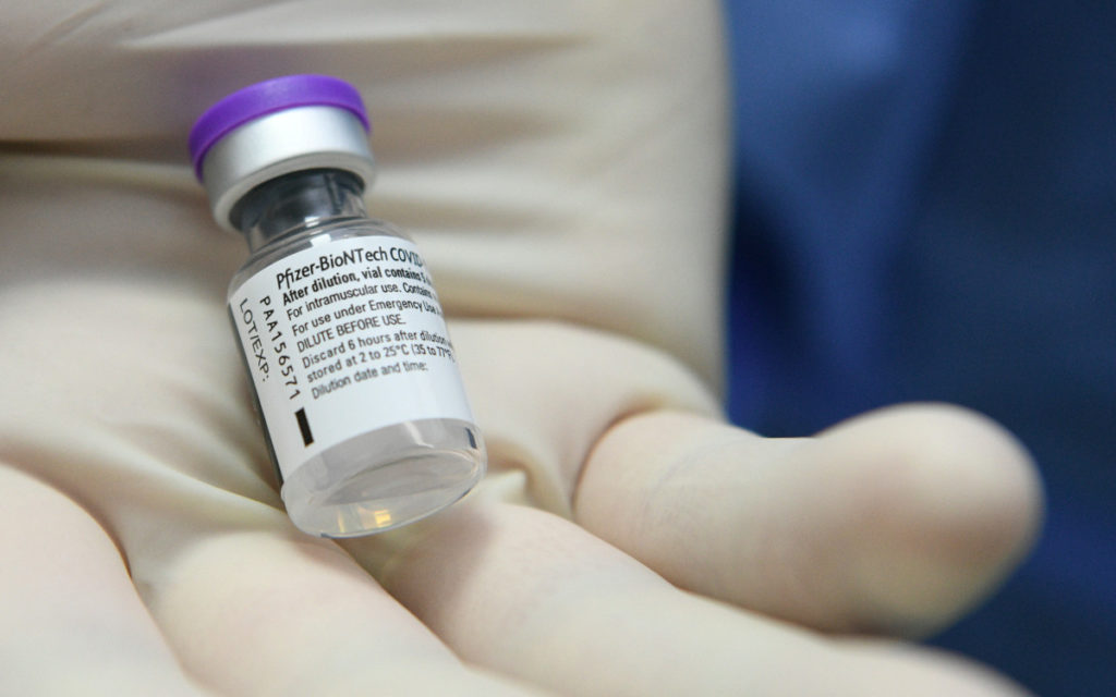 Pfizer completará suministro de vacunas a la UE para septiembre