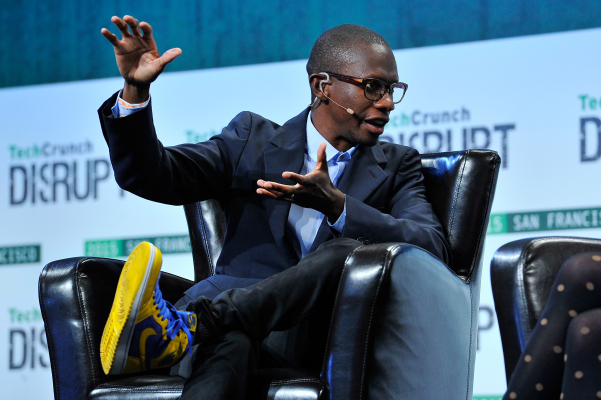 Troy Carter y Suzy Ryoo, la startup de tecnología musical Q&A, lanza el grupo de software Venice Innovation Labs