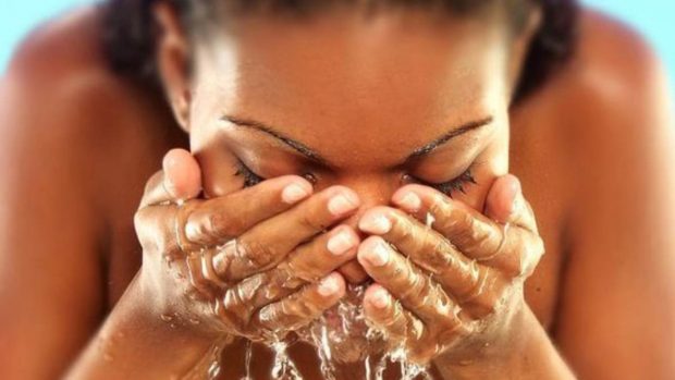 ¿Cuáles son las diferencias entre la piel seca y la piel deshidratada?