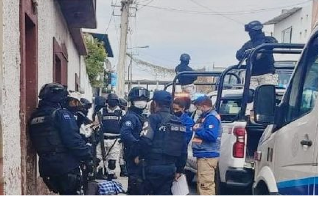 Asaltó a cajera de la Comercial Mexicana de San Juan del Río, fue detenido por guardias privados