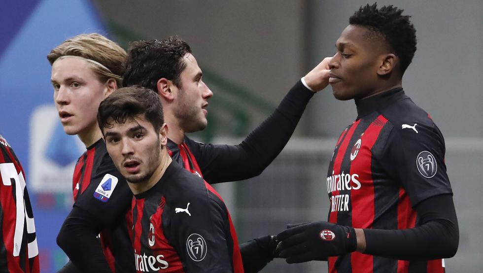El Milan se resarce de la derrota ante la Juve y sigue líder