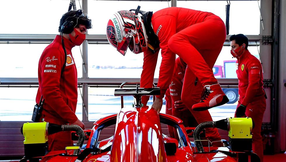 Leclerc asegura que Carlos Sainz no necesita de sus consejos