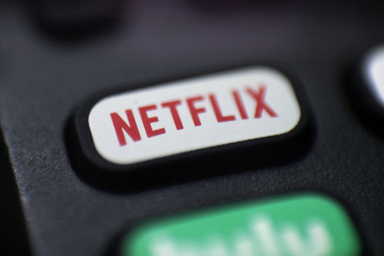 Logotipo de Netflix en un mando a distancia.