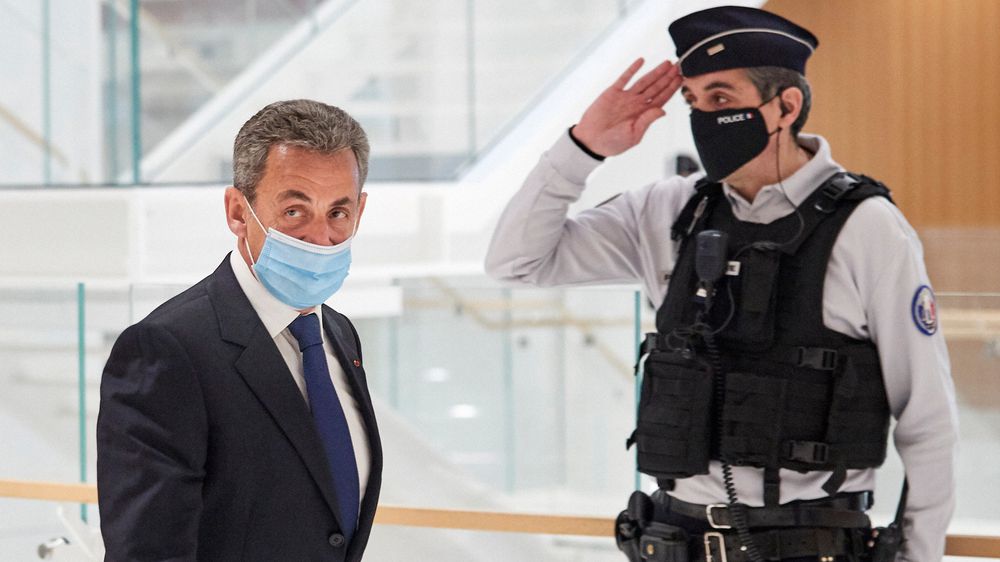 Sarkozy carga contra los magistrados tras la sentencia por corrupción