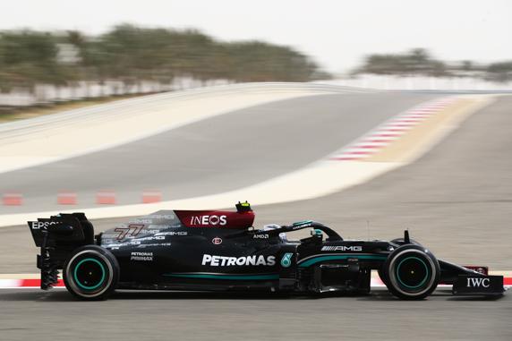 Mercedes empezó los test de F1 2021 con problemas