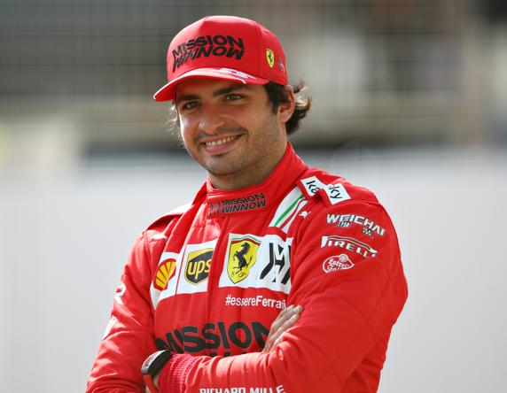 Carlos Sainz, en los test de F1 2021 con Ferrari en Bahrein