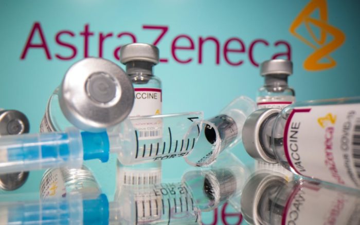 OMS pide al mundo a no detener vacunaciones con dosis de AstraZeneca