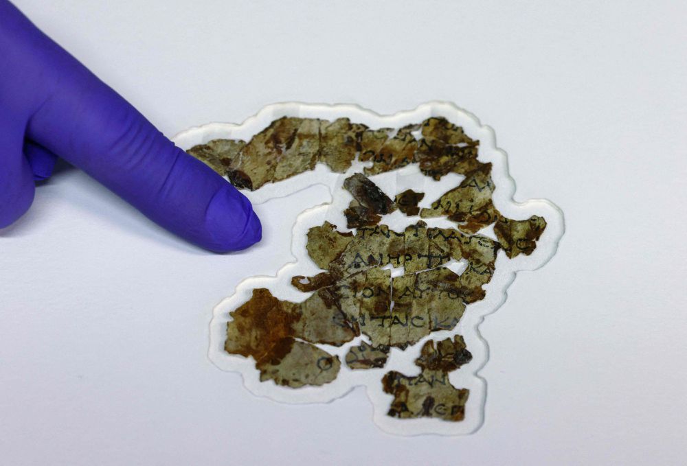 Hallados nuevos fragmentos de los rollos del mar Muerto por primera vez en 60 años