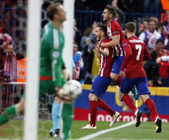 Saúl celebra el 1-0 en las semifinales de la Champions League 2015-2016 ante el Bayern Munich.