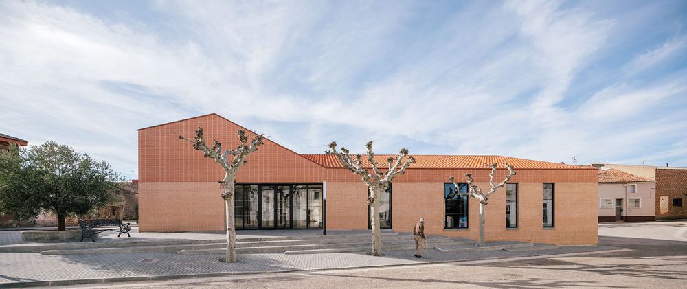 La reforma del ‘teleclub’ de un pueblo de Soria que ha puesto la España vacía en el mapa de Europa