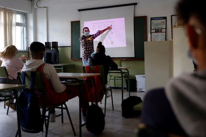 Un aula del IES Gaspar Melchor de Jovellanos en Fuenlabrada (Madrid), el 23 de octubre de 2020.