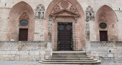Aspecto actual de las puertas de la Catedral de Burgos.