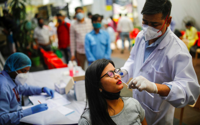 India sufre mayor incremento de infecciones diarias de Covid-19 en cinco meses
